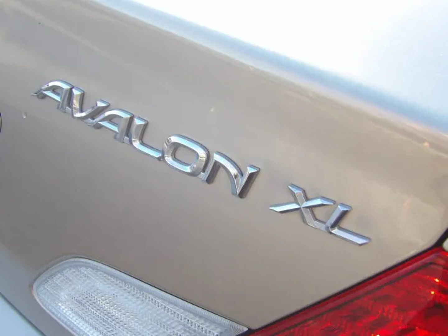 Image 8 of 2000 TOYOTA AVALON