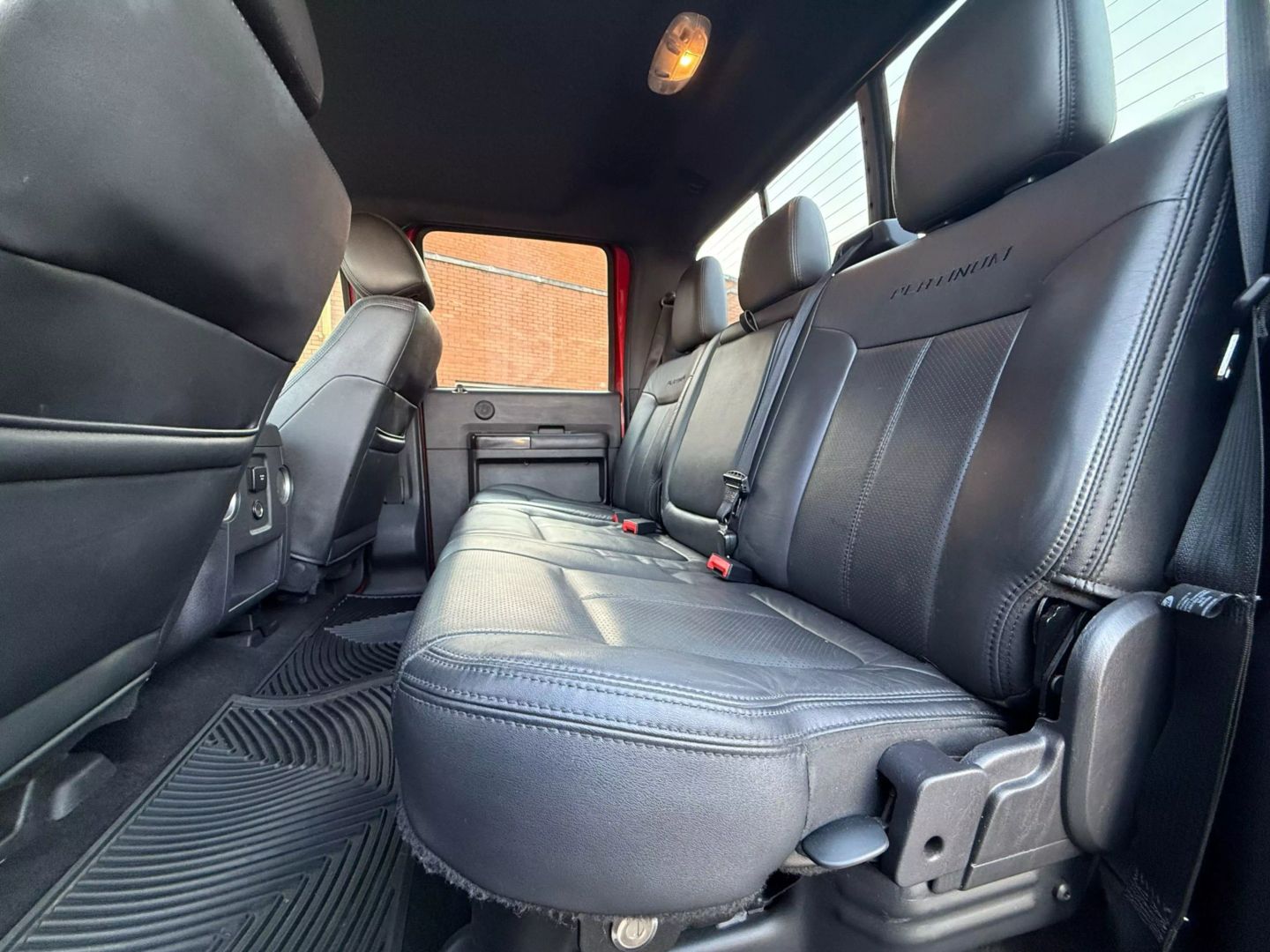 2016 Ford F250 Super Duty Crew Cab - Image 15