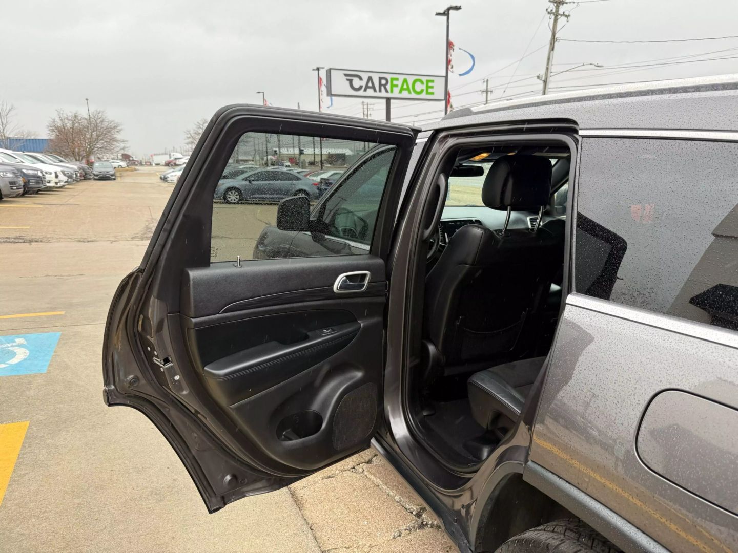 2021 Jeep Grand Cherokee - Image 21