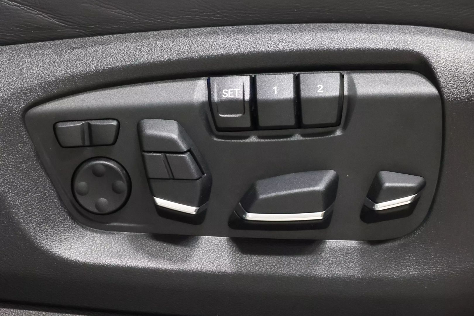 2015 Bmw X6 - Image 89