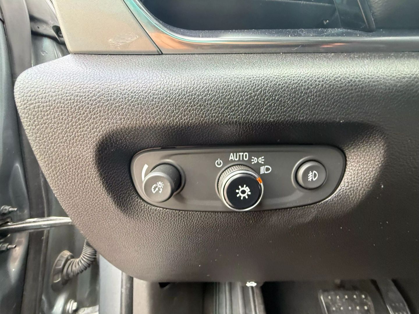 2019 Chevrolet Traverse - Image 22