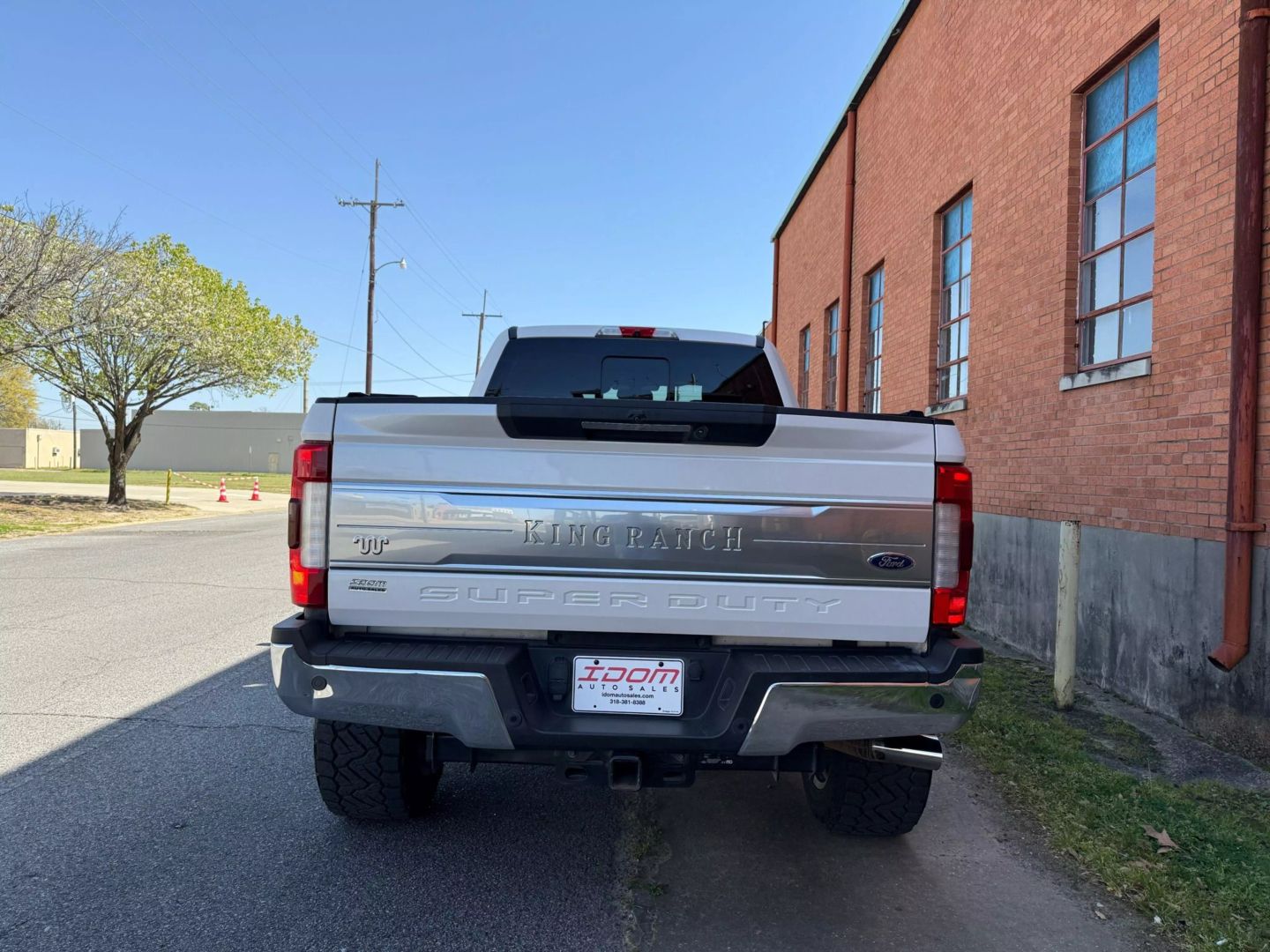 2018 Ford F250 Super Duty Crew Cab - Image 7