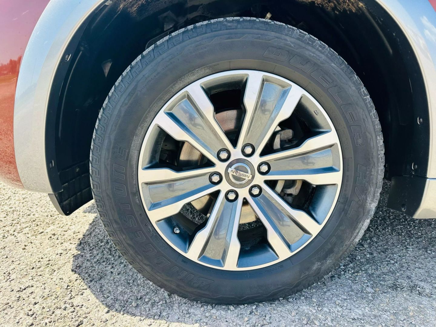 2018 Nissan Armada - Image 13
