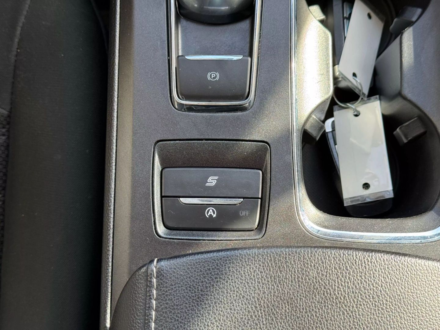 2020 Ford Fusion - Image 30