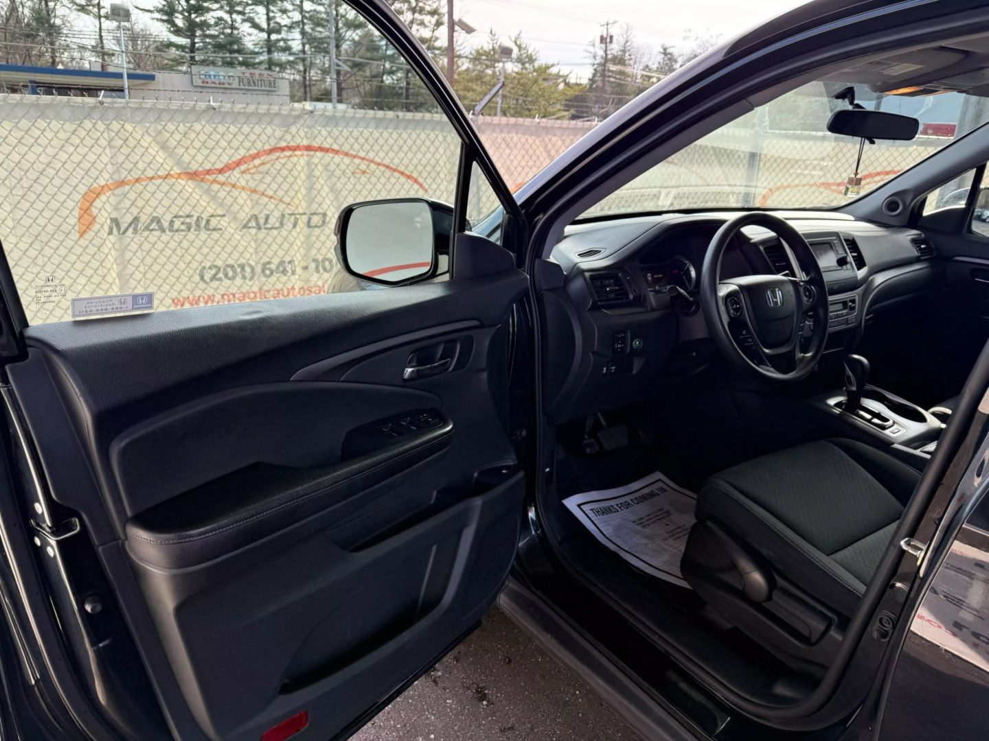 2019 Honda Ridgeline - Image 14