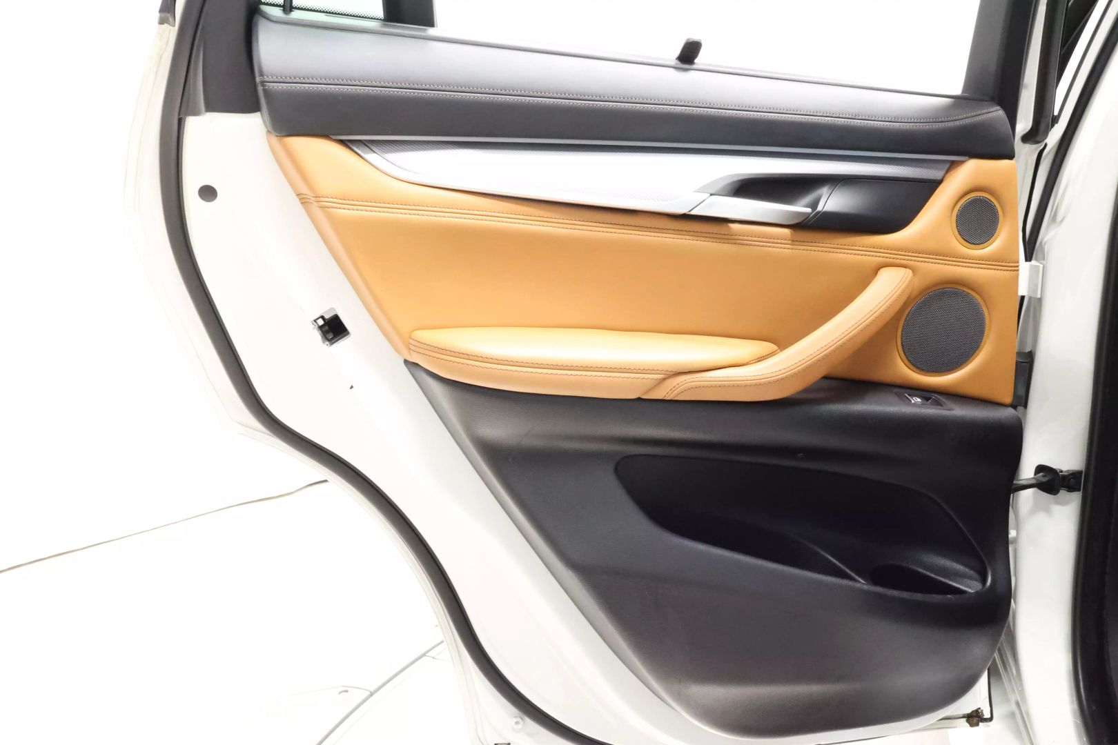 2015 Bmw X6 - Image 51