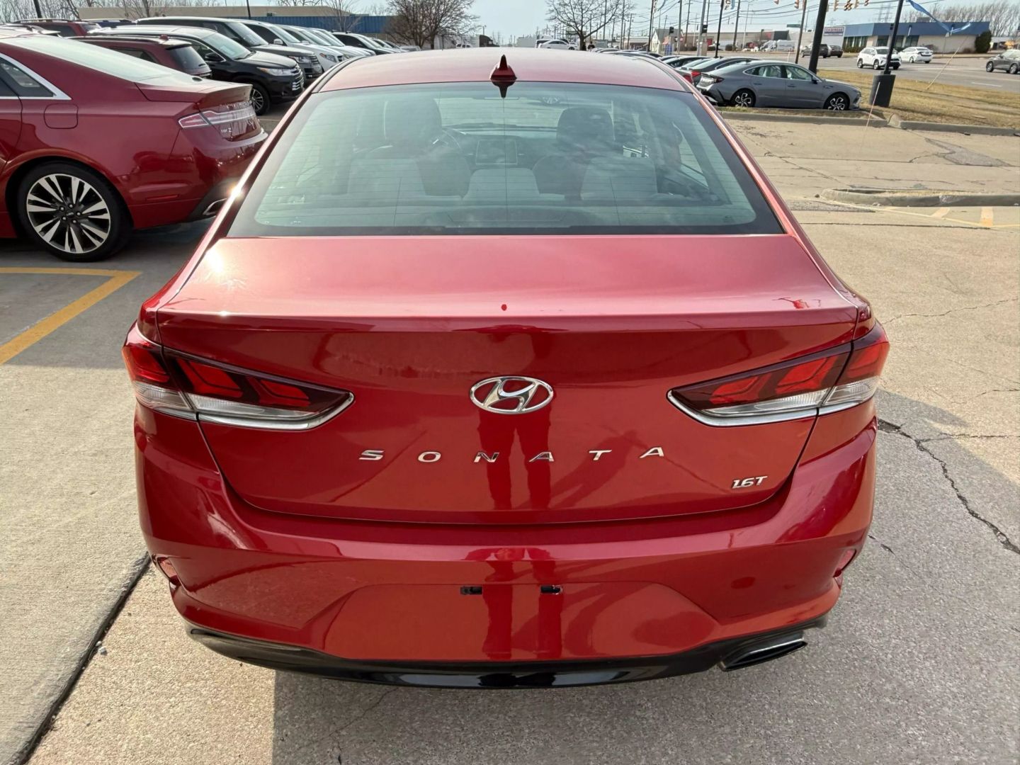 2018 Hyundai Sonata - Image 7
