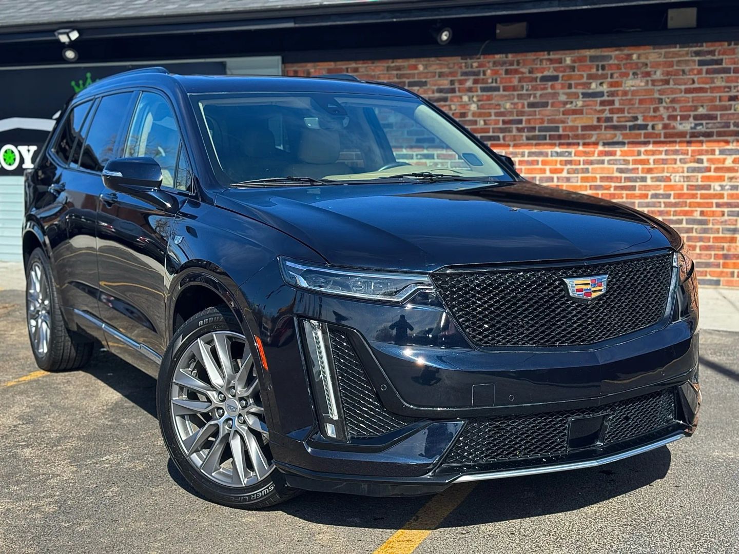 2021 Cadillac Xt6 - Image 3