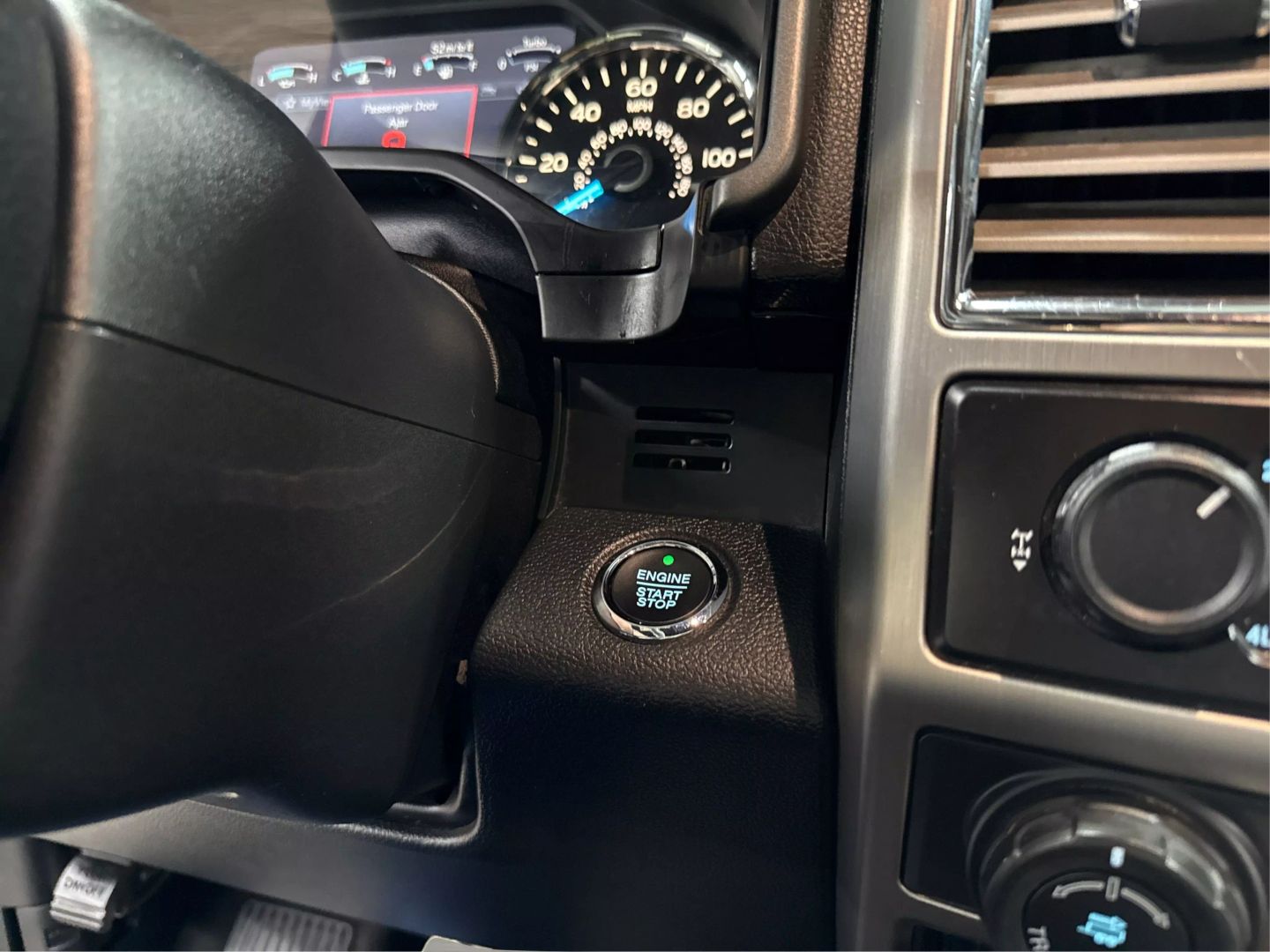 2016 Ford F150 Supercrew Cab - Image 25