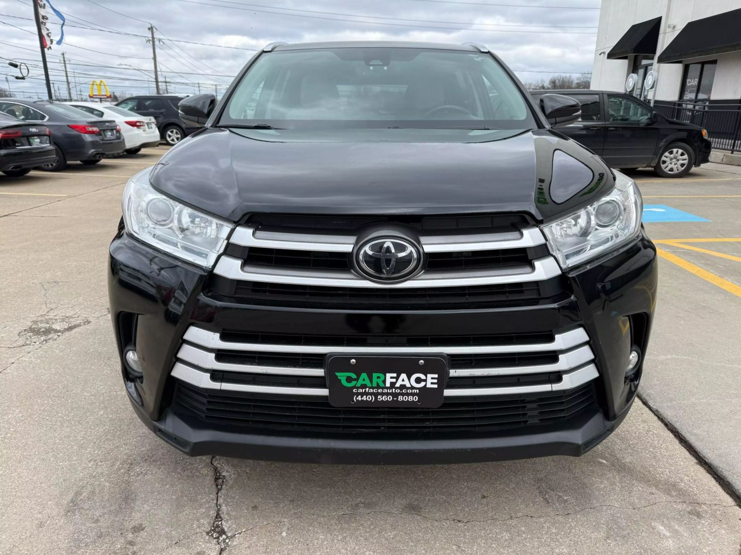 2017 Toyota Highlander - Image 3