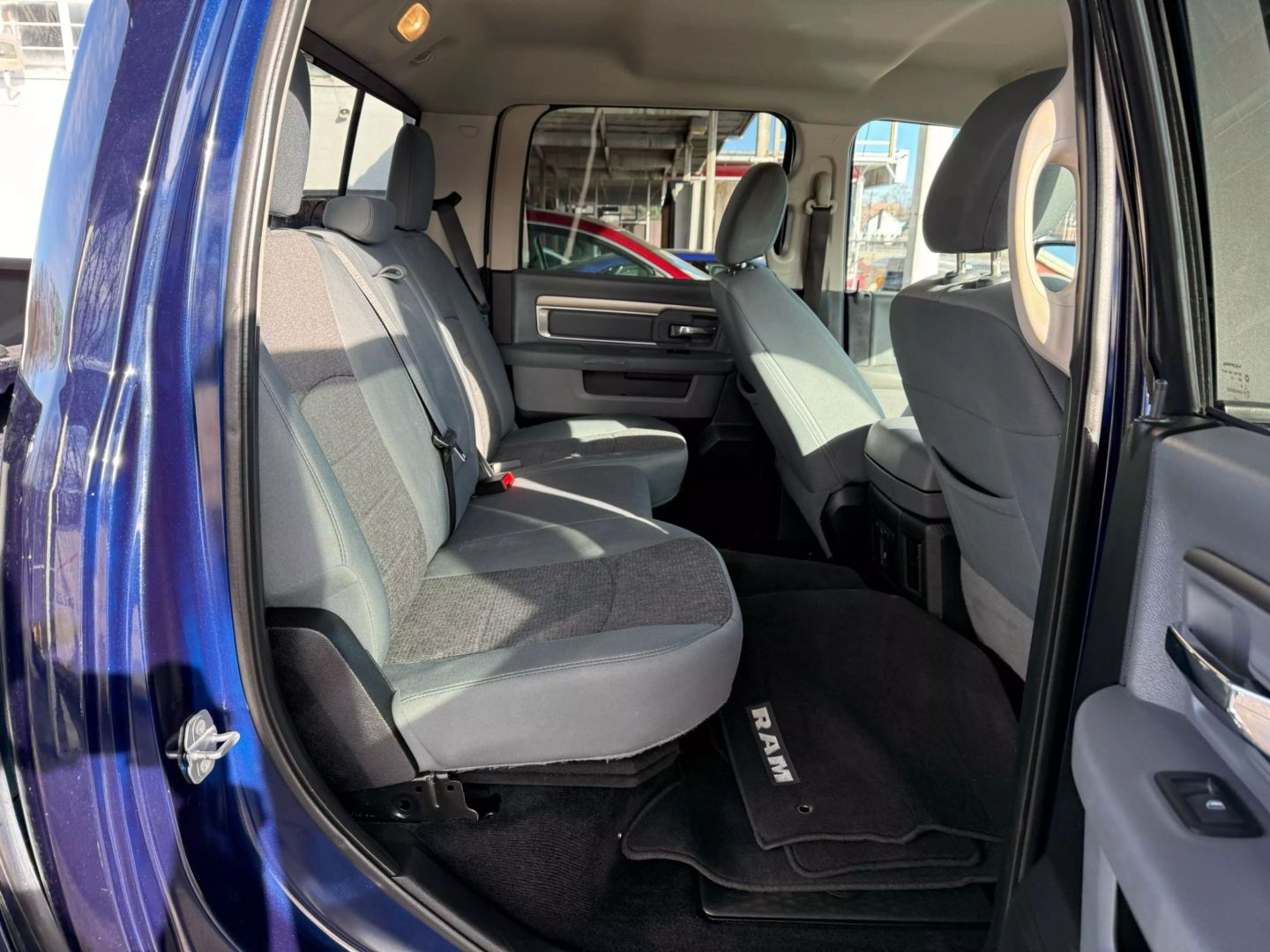 2017 Ram 1500 Crew Cab - Image 23
