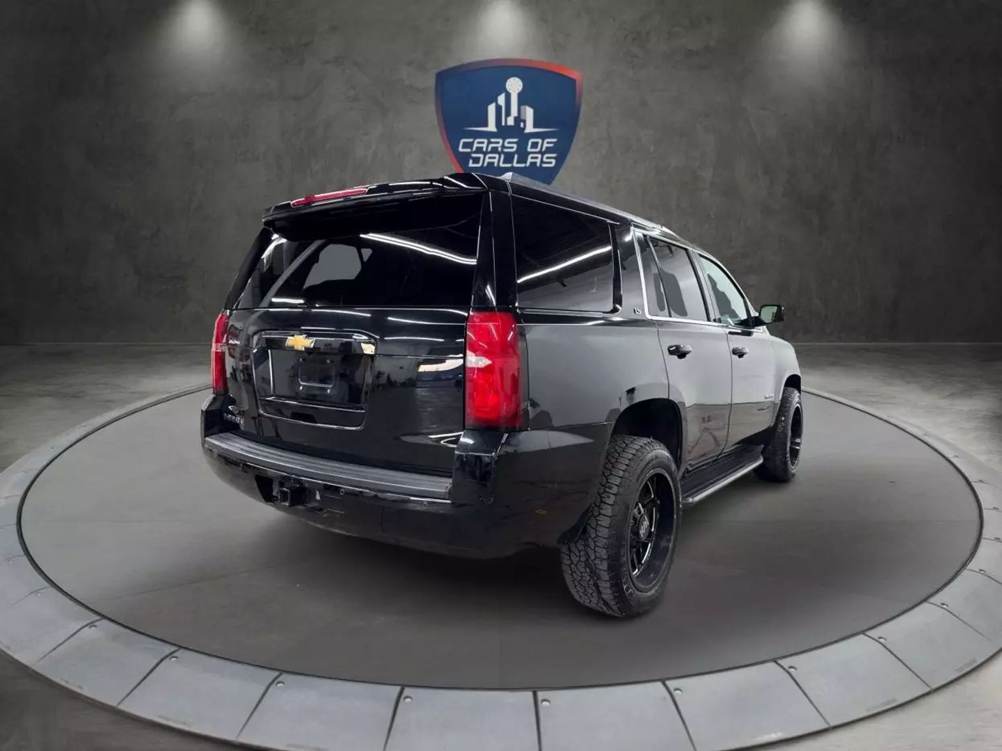 2016 Chevrolet Tahoe - Image 5