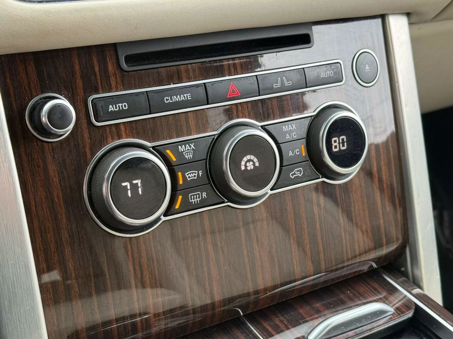 2015 Land Rover Range Rover - Image 44
