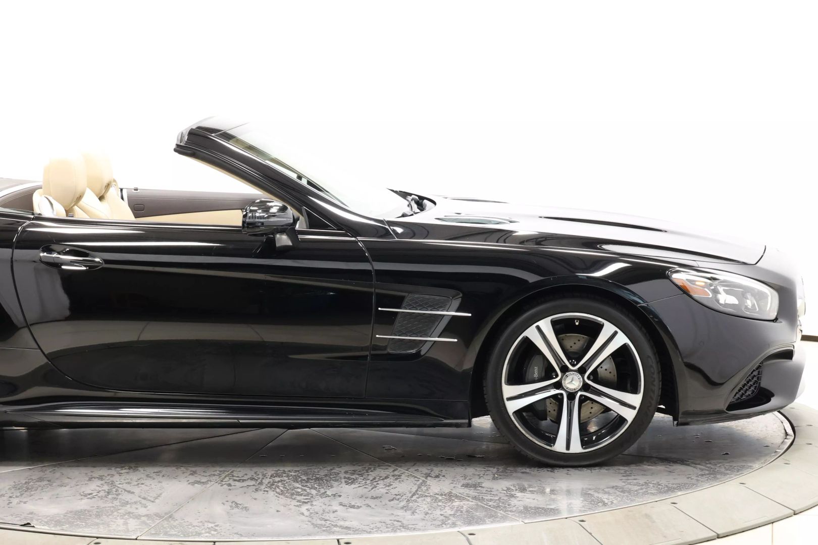 2017 Mercedes-benz Sl - Image 54