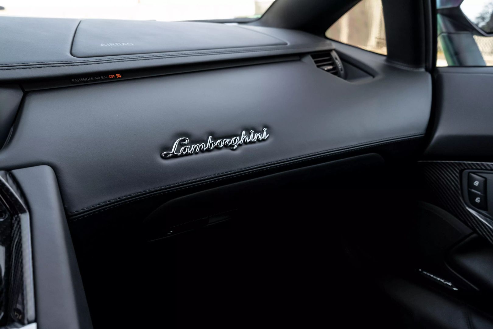2014 Lamborghini Aventador - Image 77