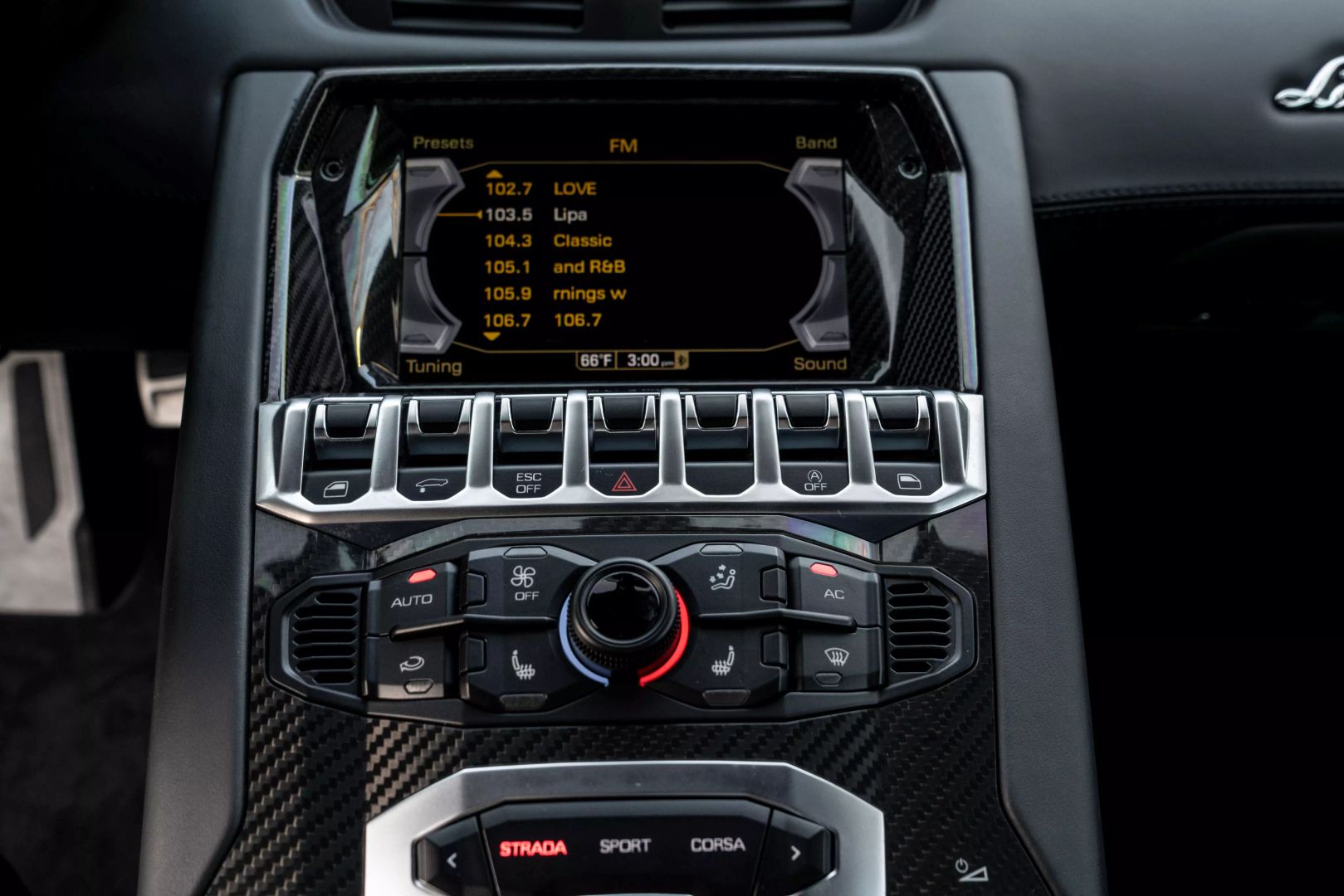 2014 Lamborghini Aventador - Image 66
