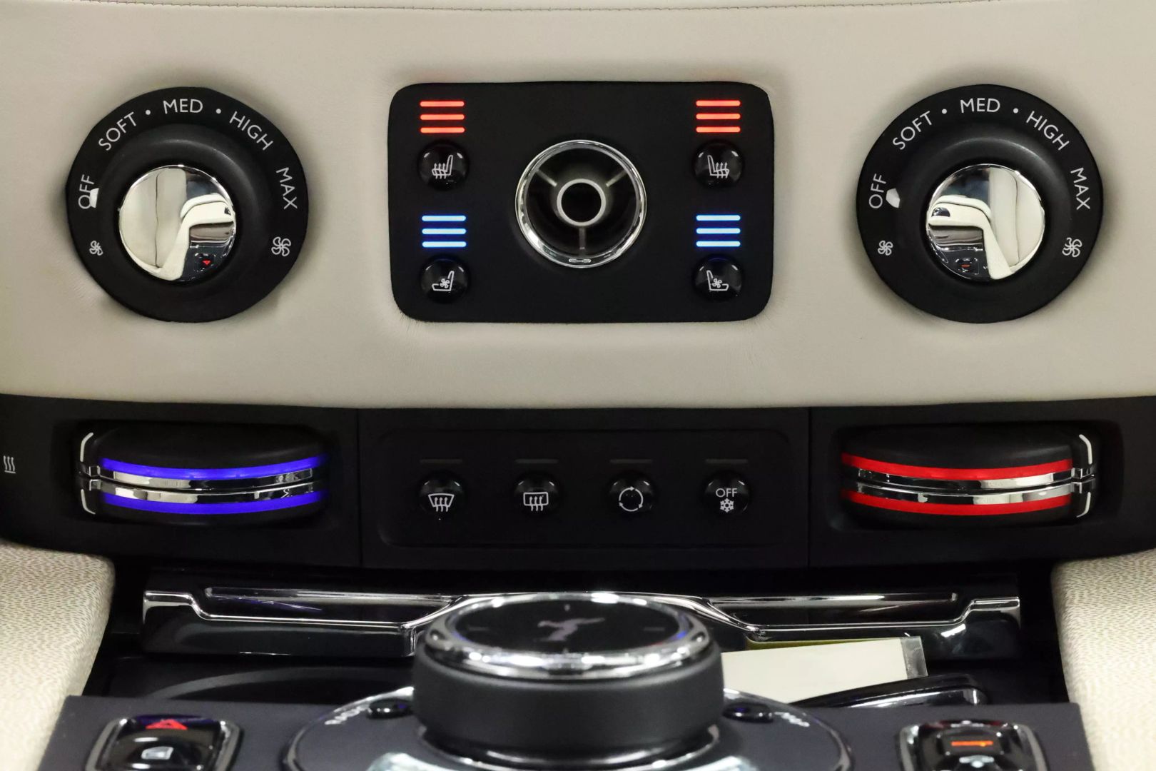 2014 Rolls-royce Wraith - Image 34