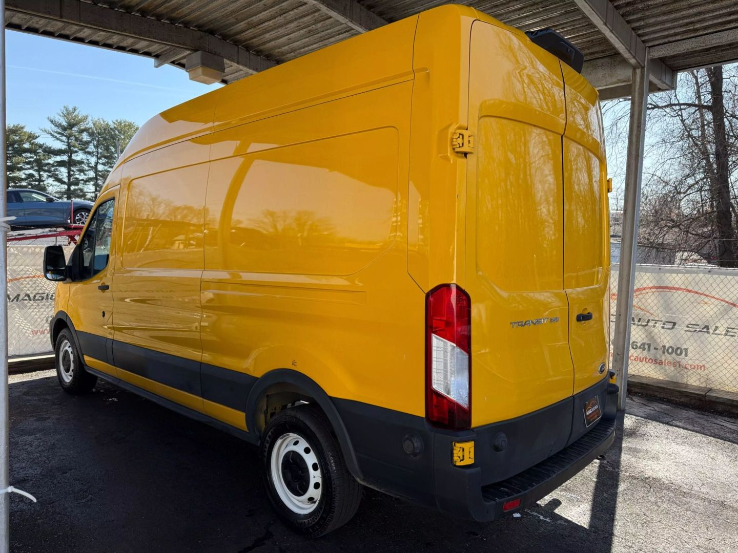 2020 Ford Transit 250 Cargo Van - Image 12