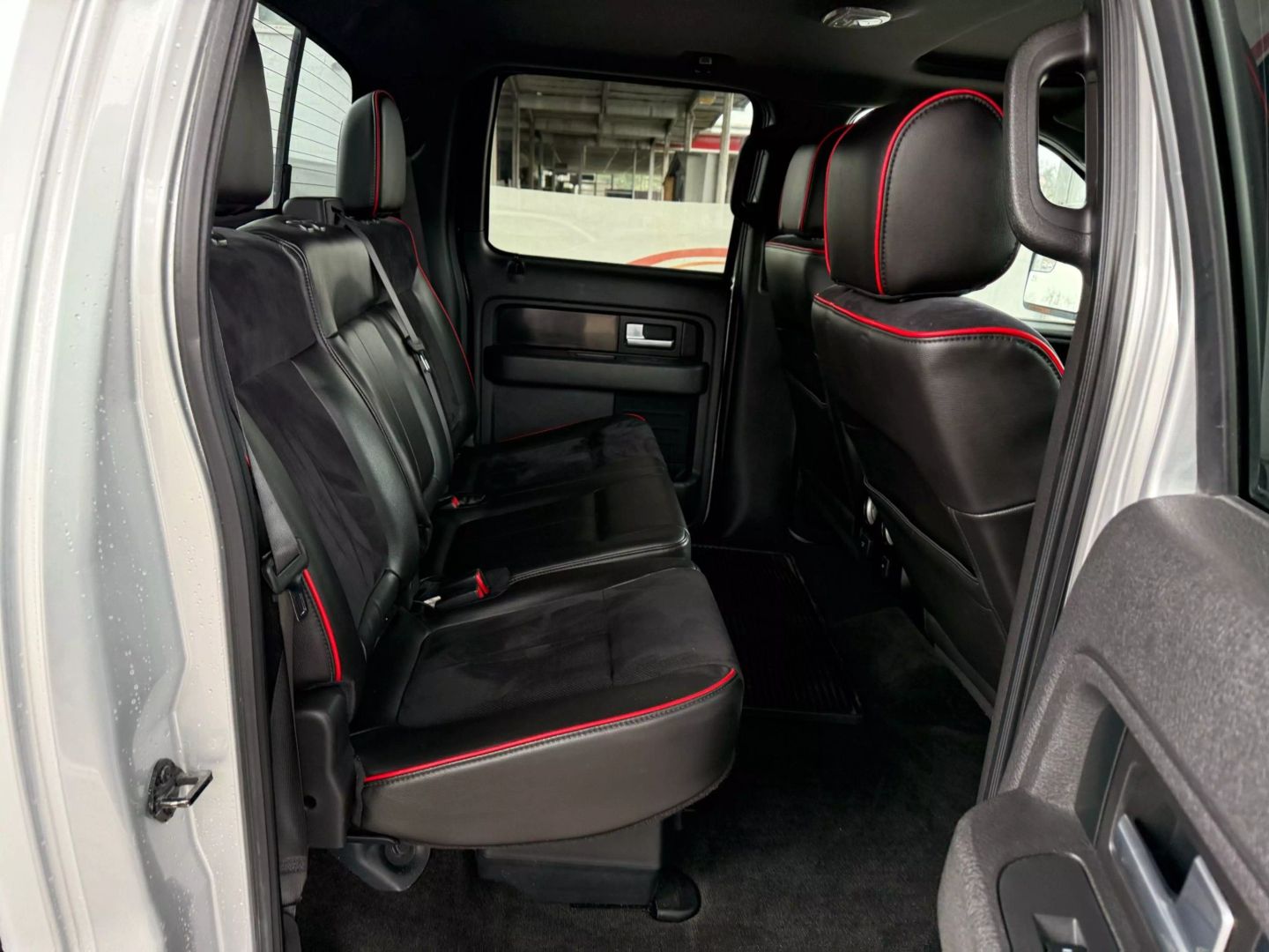 2013 Ford F150 Supercrew Cab - Image 22