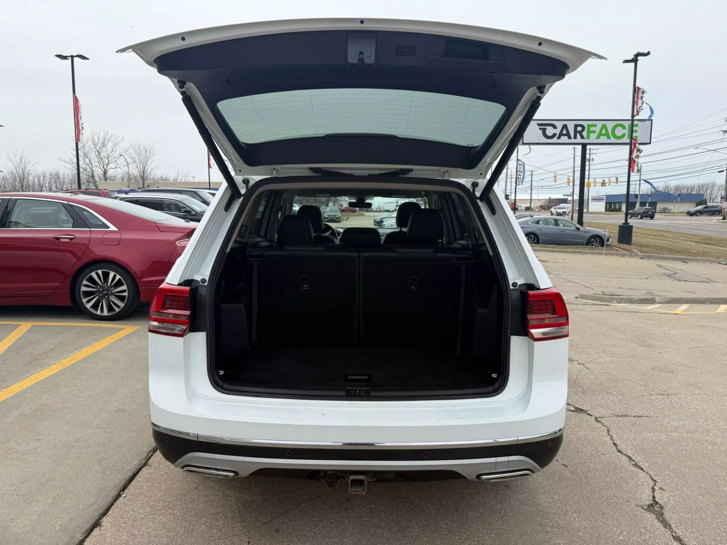 2019 Volkswagen Atlas - Image 12
