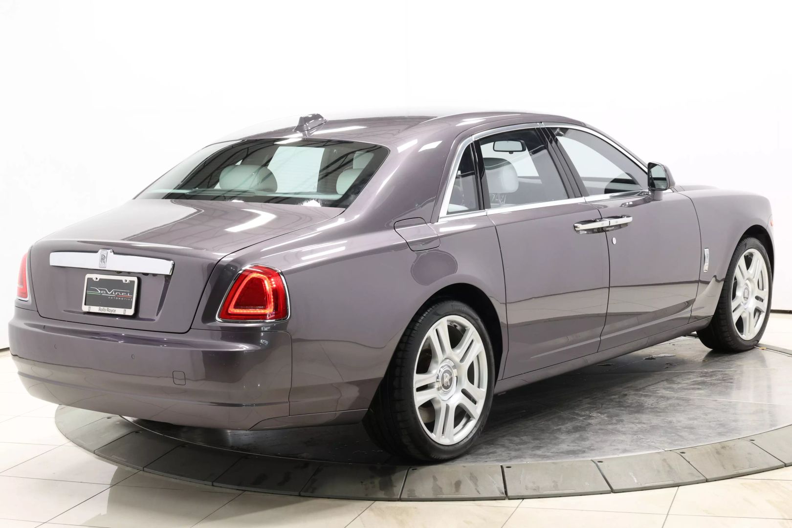 2019 Rolls-royce Ghost - Image 58