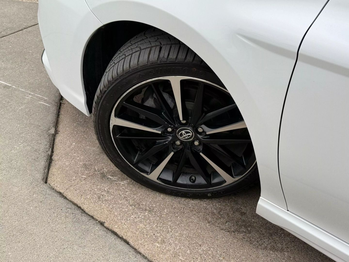 2019 Toyota Camry - Image 51