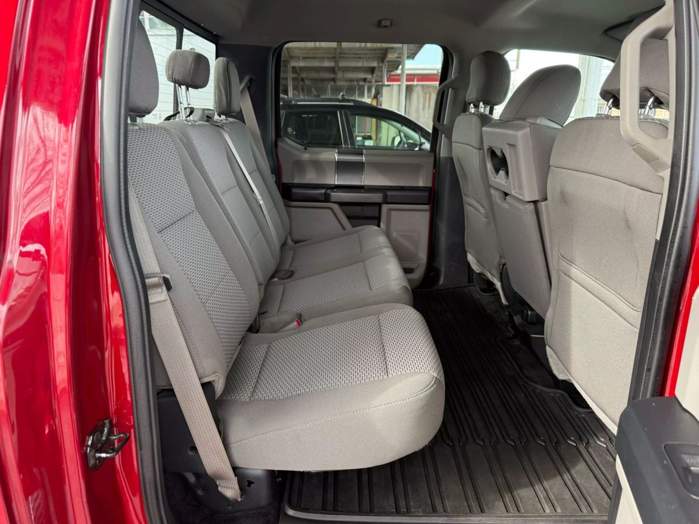 2017 Ford F150 Supercrew Cab - Image 22