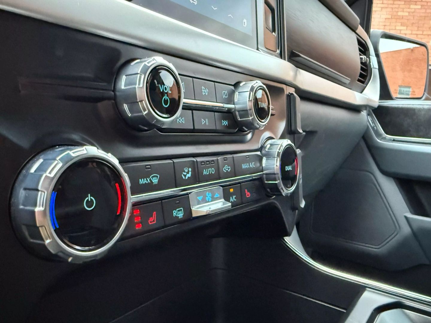 2022 Ford F150 Supercrew Cab - Image 30
