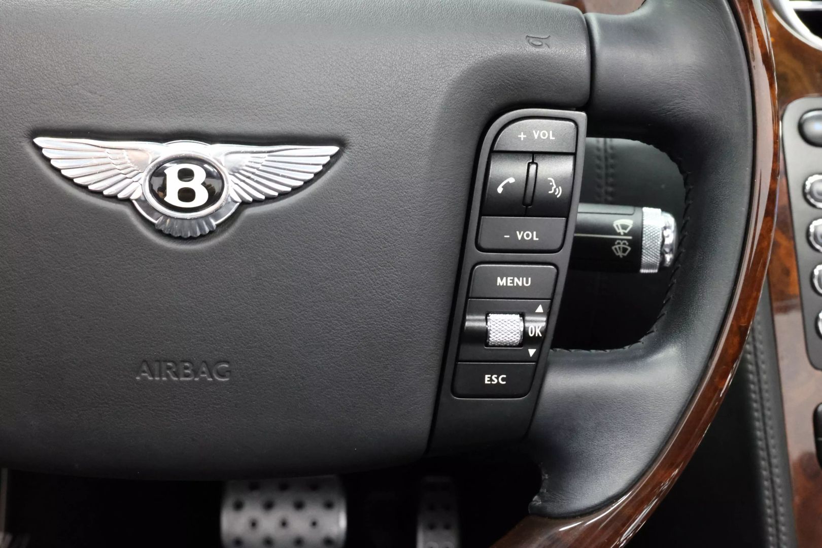 2009 Bentley Continental - Image 24