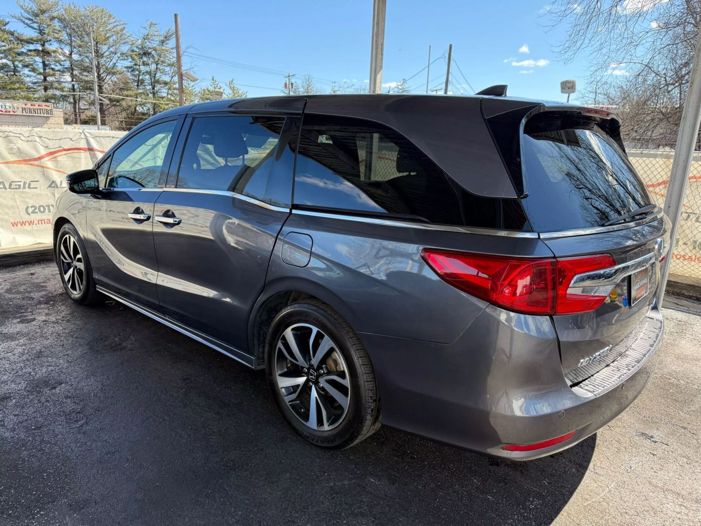 2019 Honda Odyssey - Image 13
