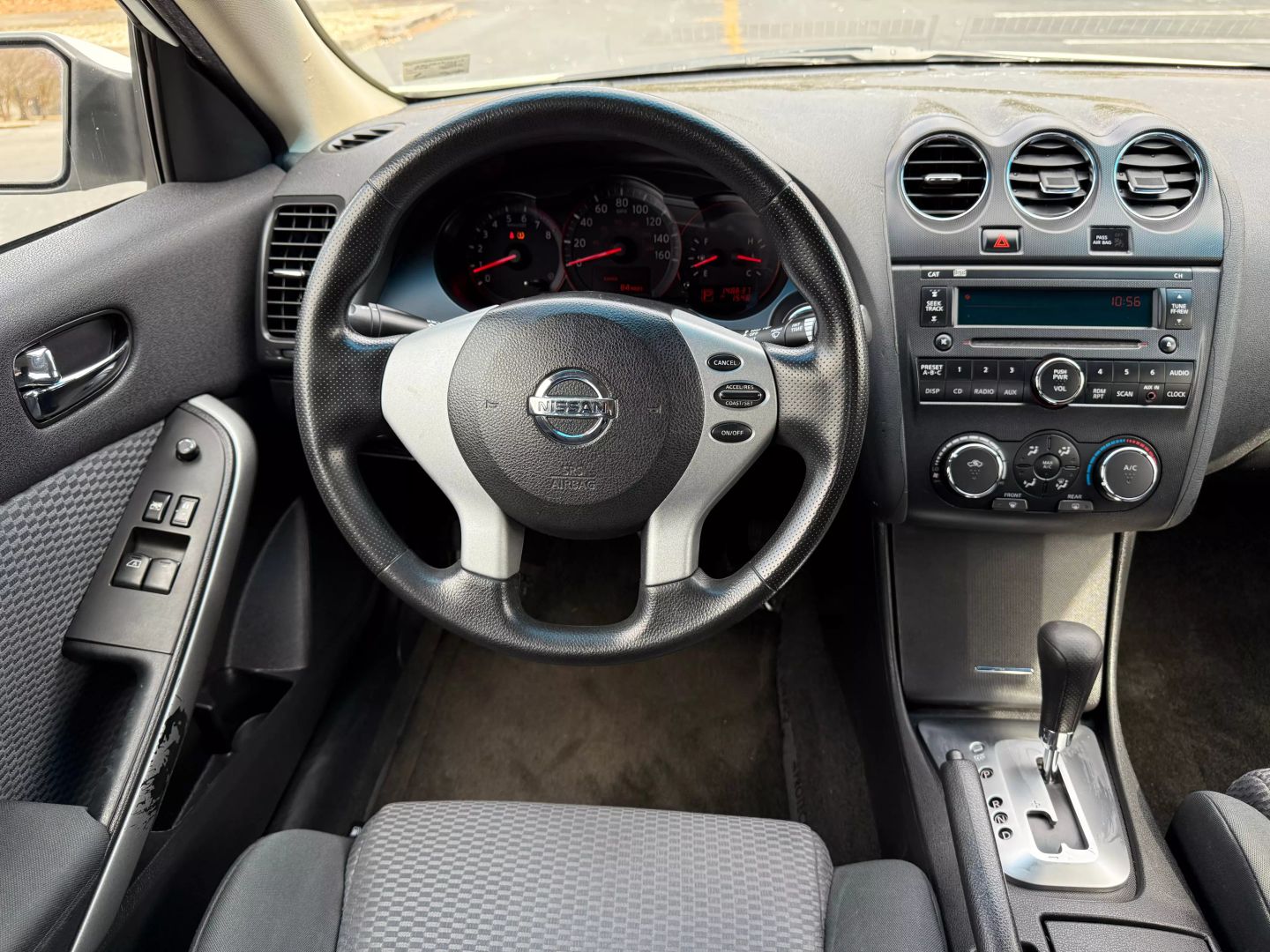 2009 Nissan Altima - Image 14