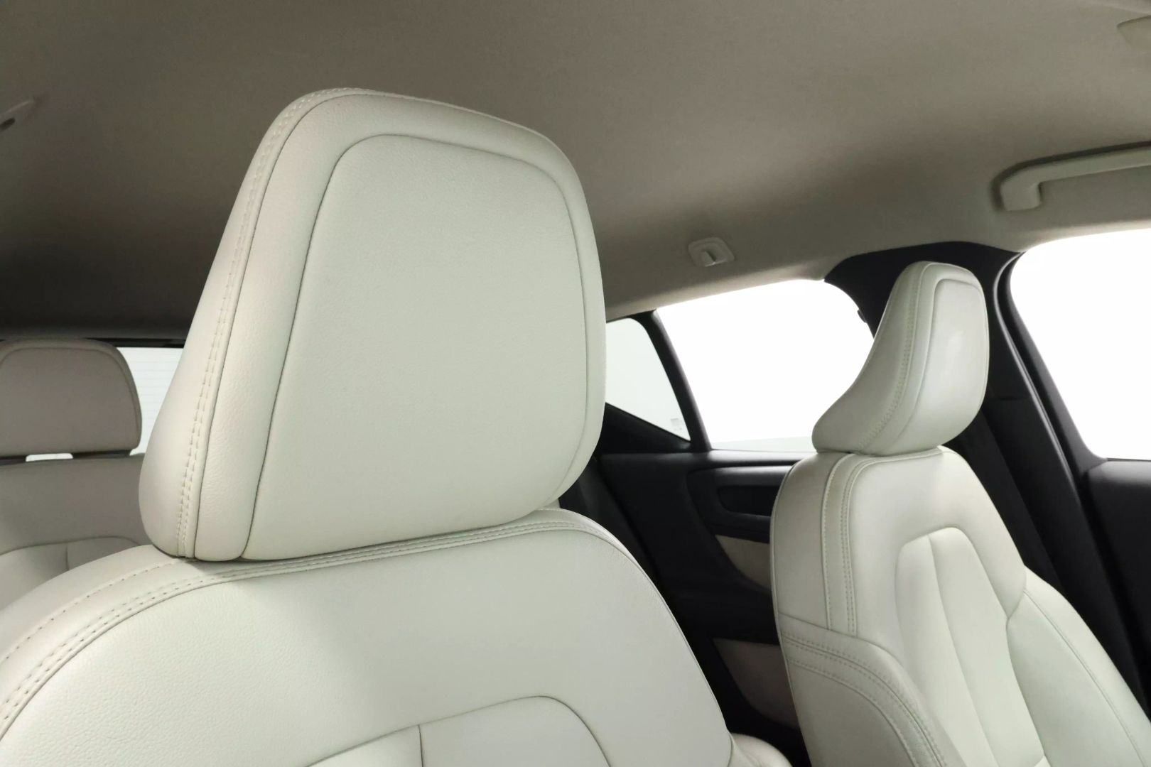 2019 Volvo Xc40 - Image 80