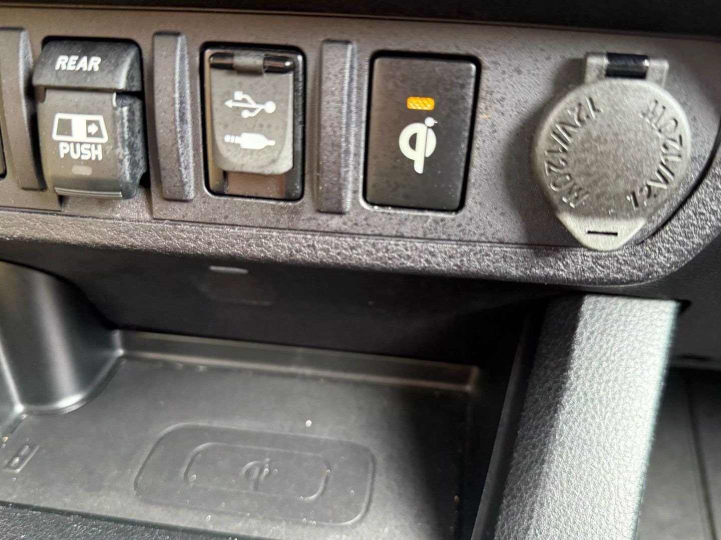 2019 Toyota Tacoma Double Cab - Image 28