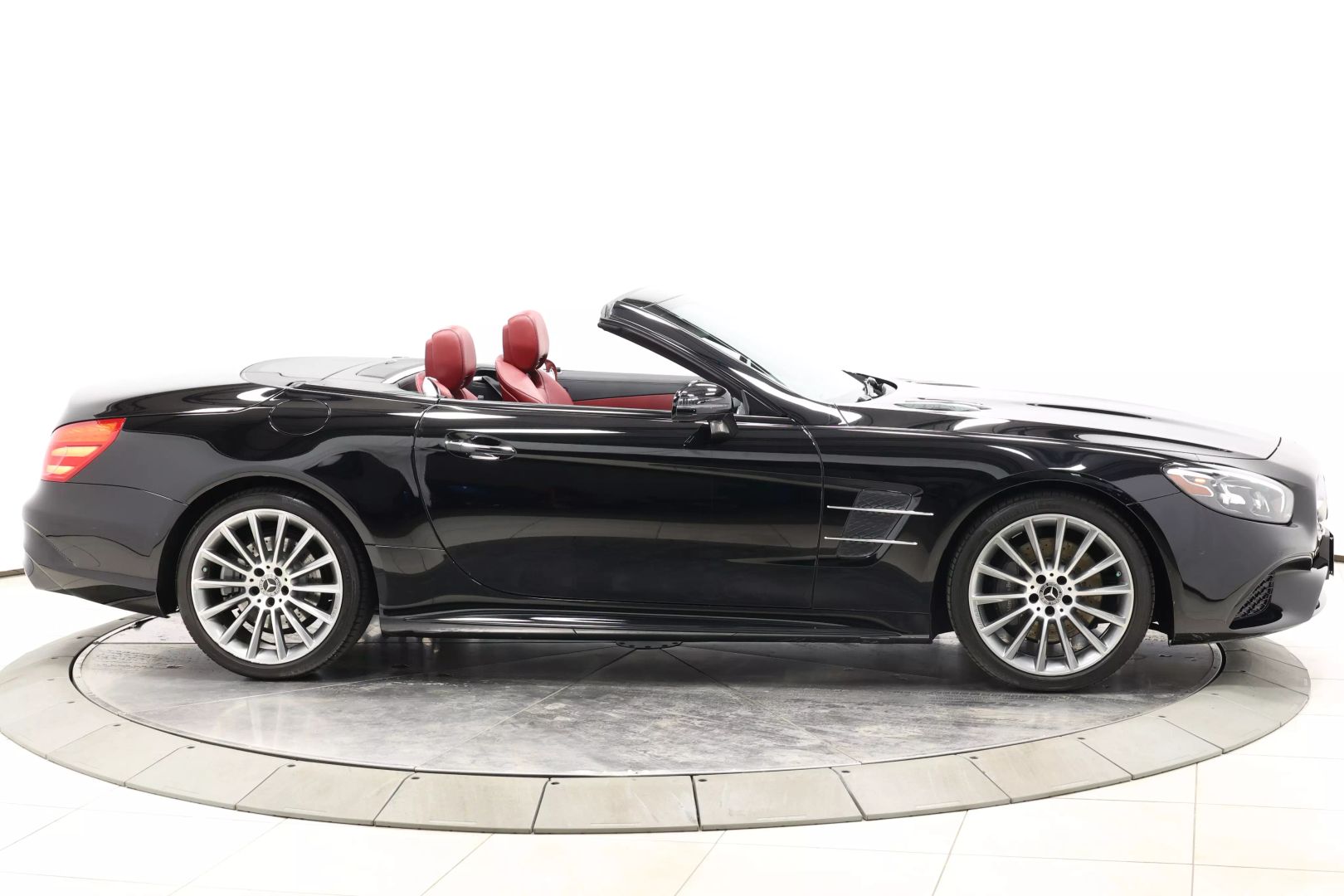 2017 Mercedes-benz Sl - Image 64