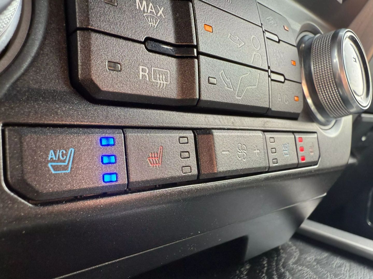 2018 Ford F450 Super Duty Crew Cab - Image 36