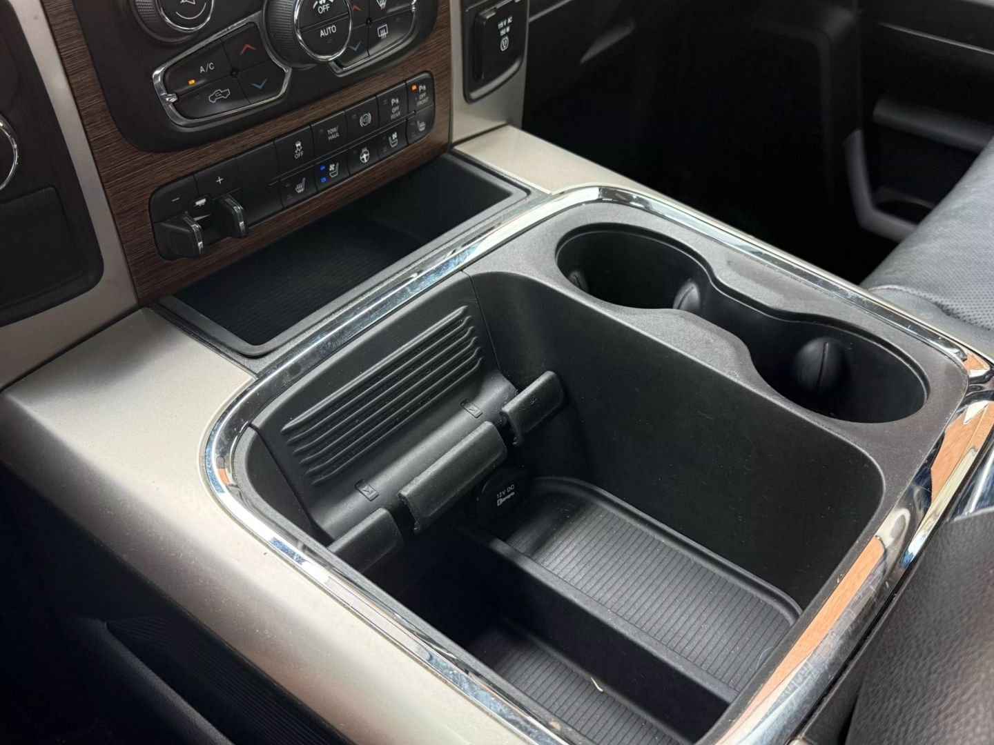 2018 Ram 2500 Crew Cab - Image 38