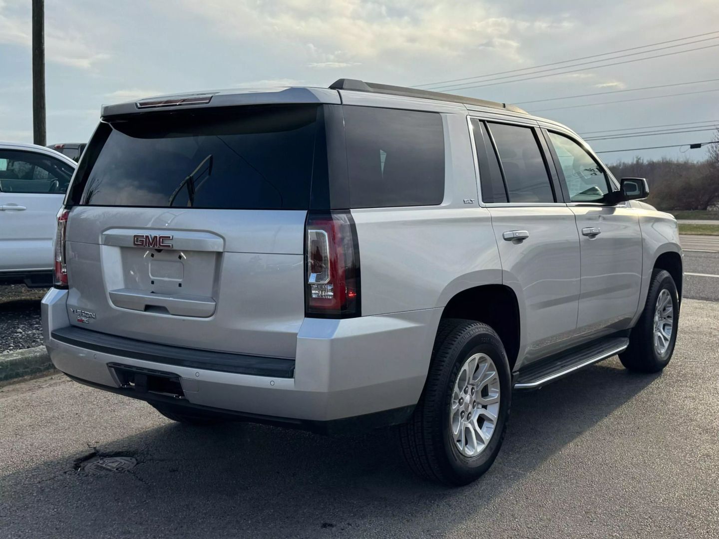 Image 4 of 2017 GMC YUKON