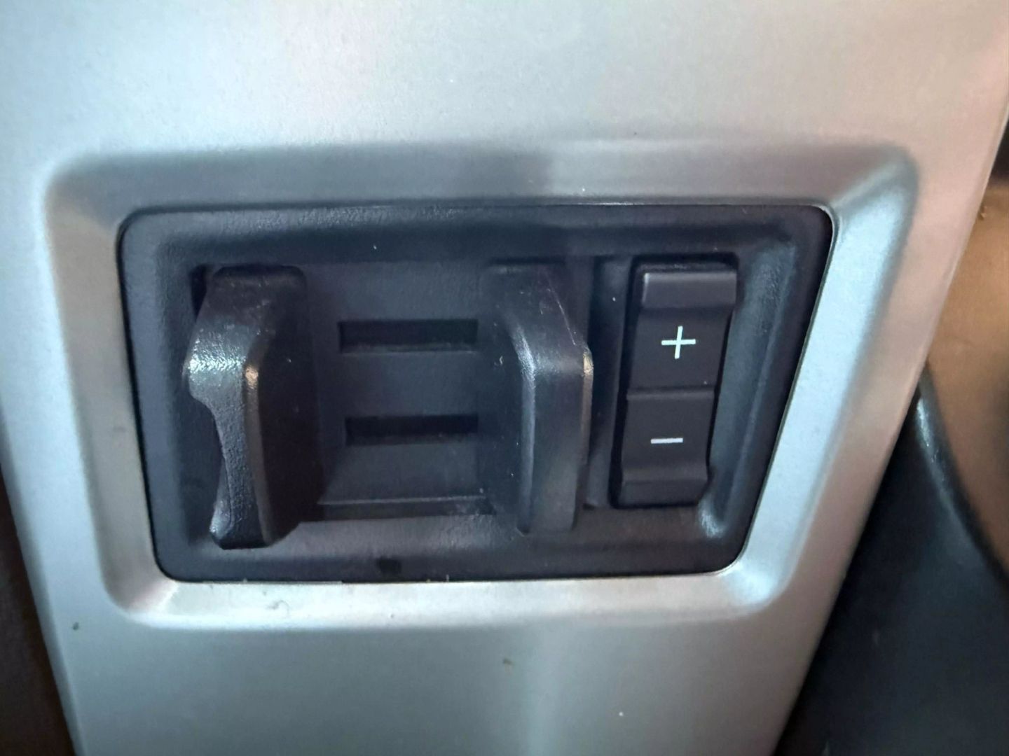 2018 Ford F250 Super Duty Crew Cab - Image 31