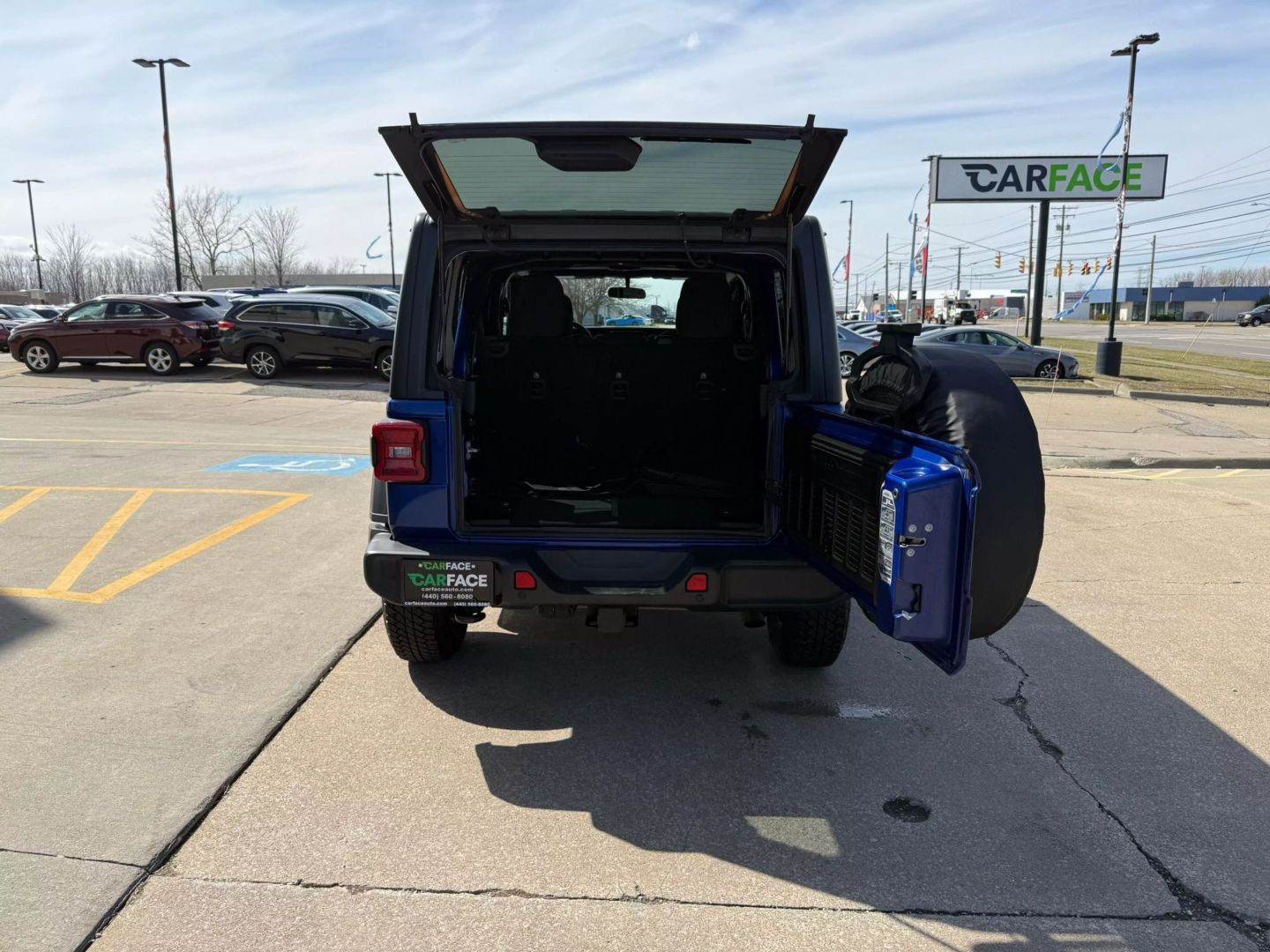 2018 Jeep Wrangler Unlimited - Image 11