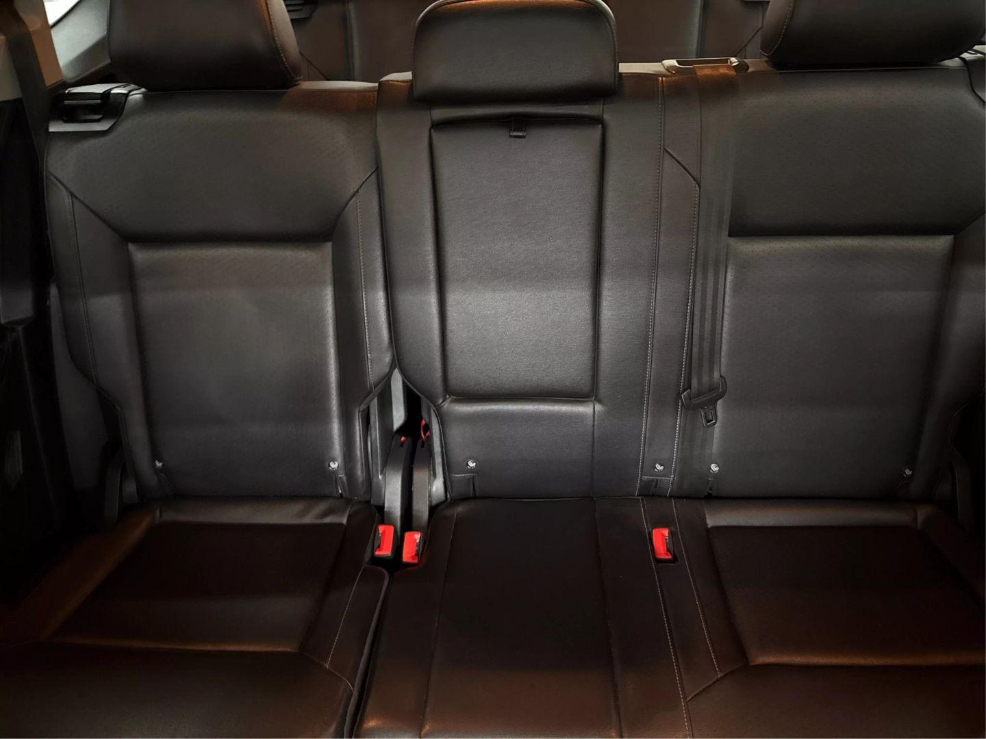 2018 Volkswagen Atlas - Image 38