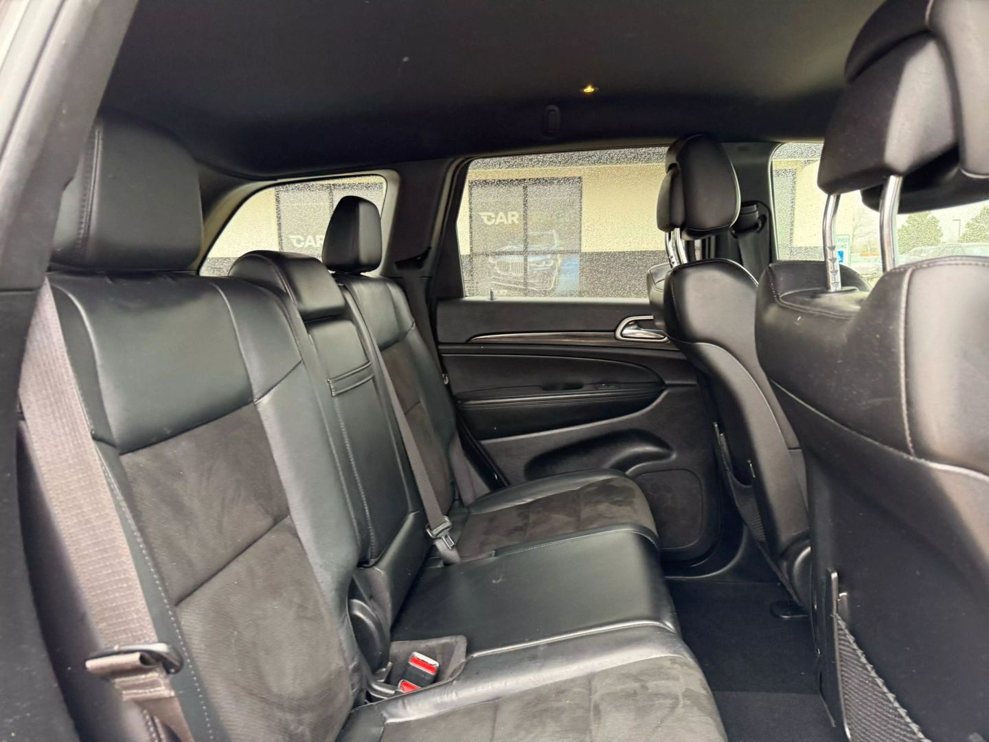 2021 Jeep Grand Cherokee - Image 24