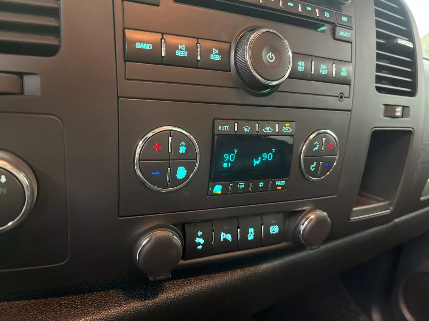 2014 Gmc Sierra 2500 Hd Crew Cab - Image 28