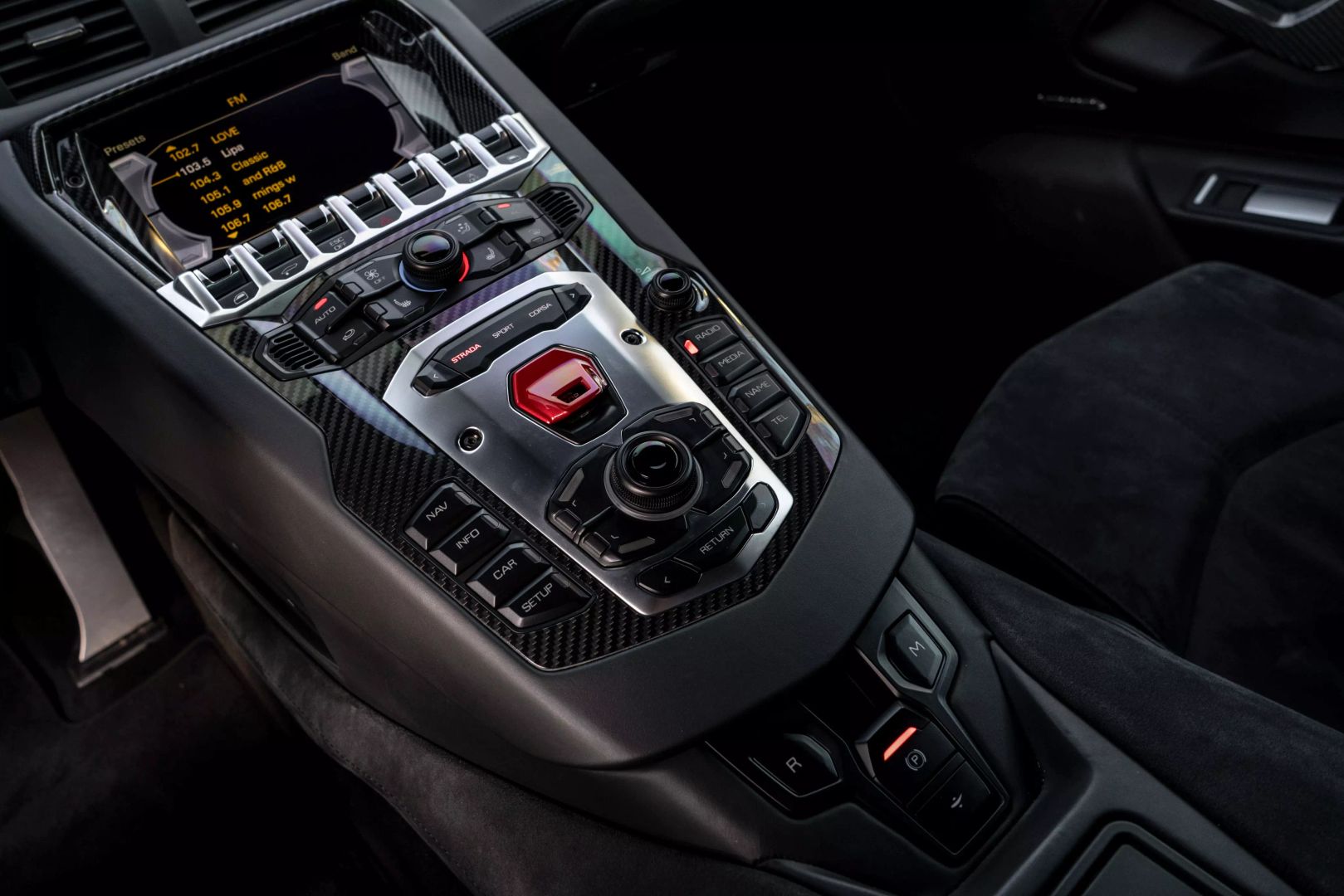 2014 Lamborghini Aventador - Image 68