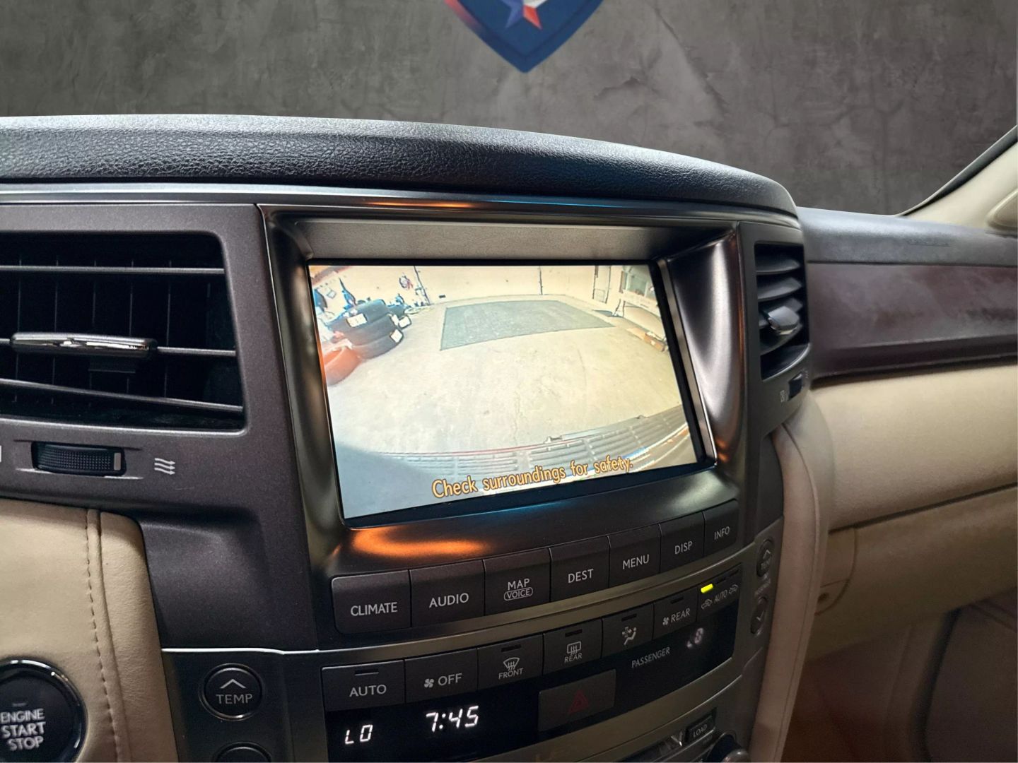 2009 Lexus Lx - Image 21