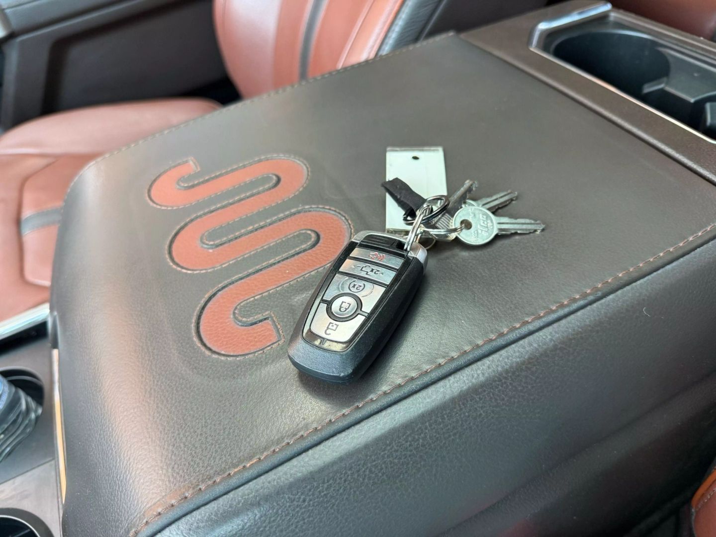 2018 Ford F250 Super Duty Crew Cab - Image 36