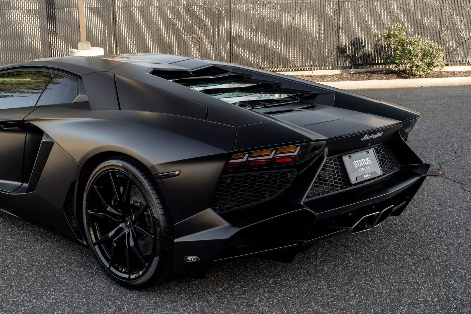 2014 Lamborghini Aventador - Image 47