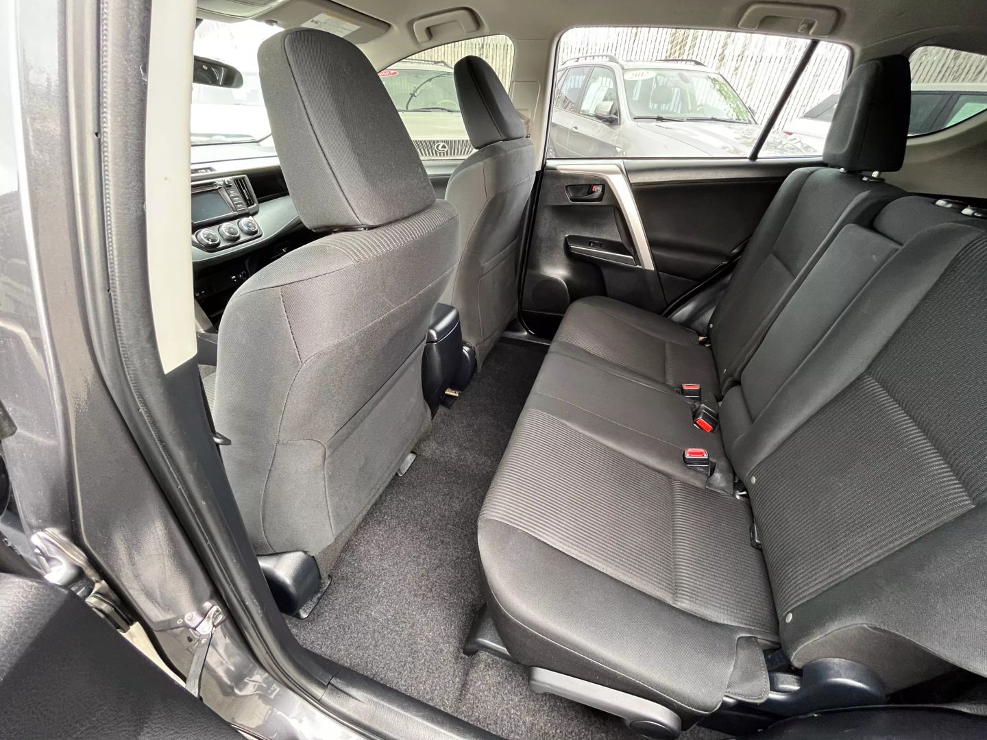 2017 Toyota Rav4  Vin: Jtmzfrev6hj716485 Stock Id: 716485 - Image 14