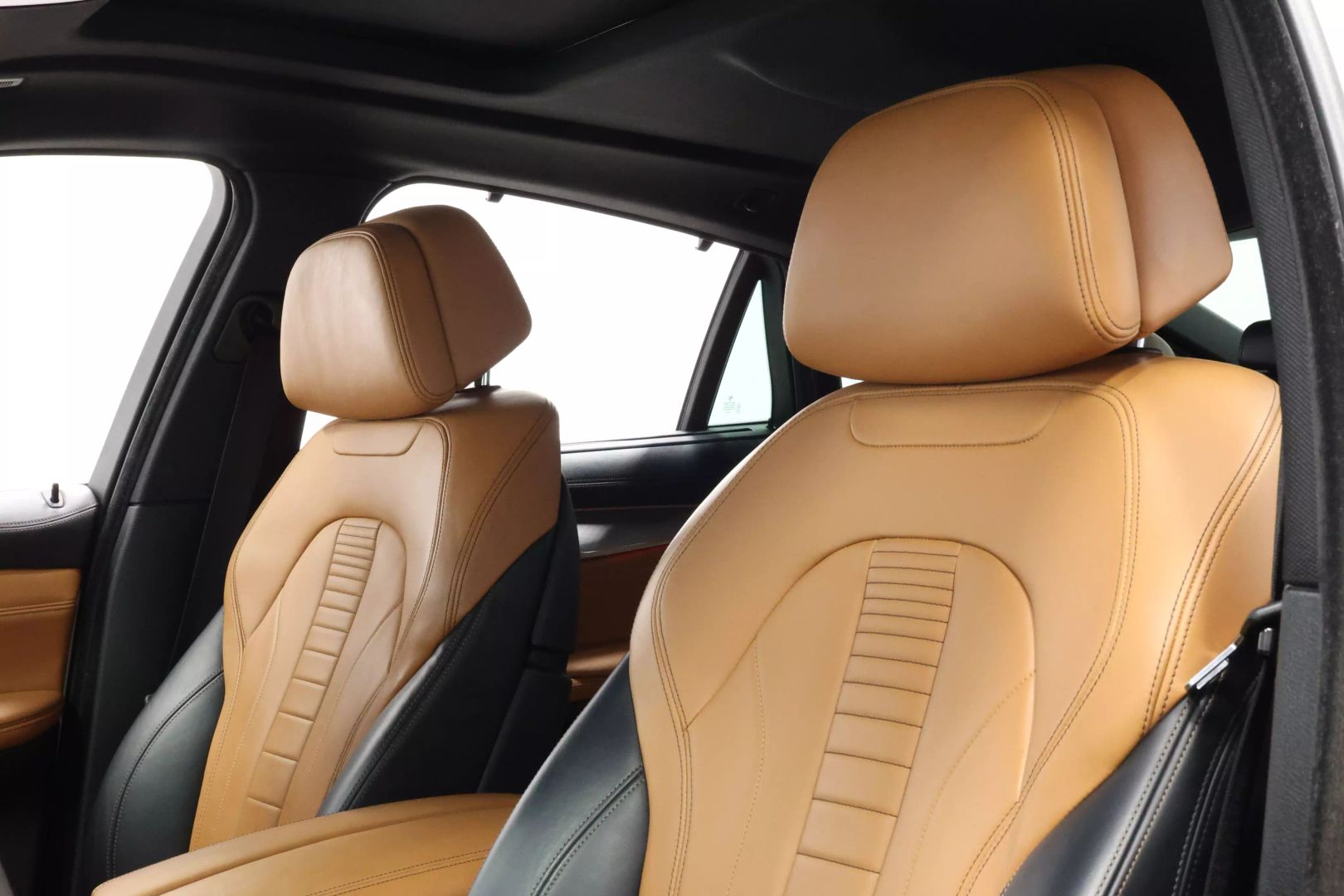 2015 Bmw X6 - Image 17