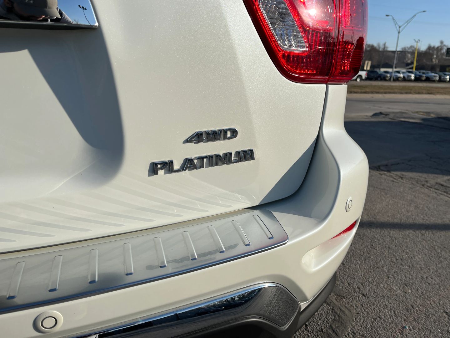 2020 NISSAN PATHFINDER SUV V6, 3.5 LITER PLATINUM SPORT UTILITY 4D