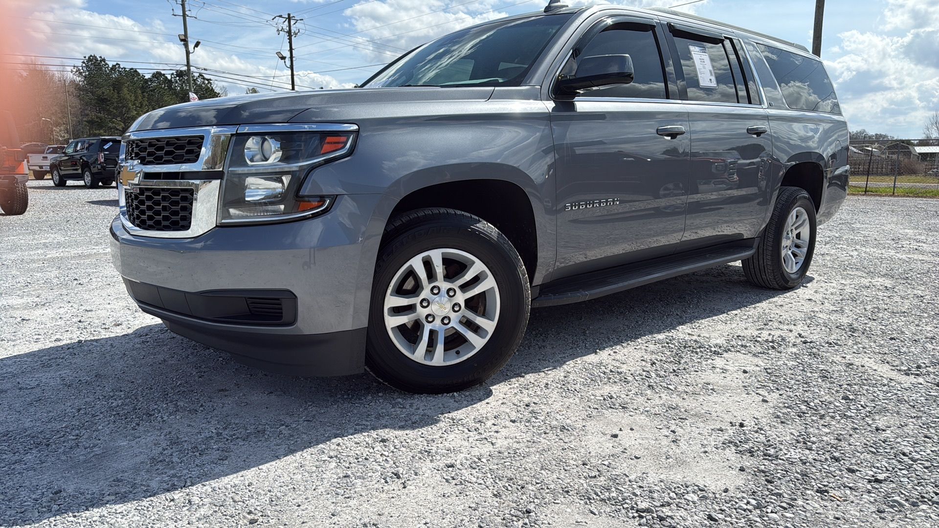 Image 3 of 2019 CHEVROLET SUBURBAN